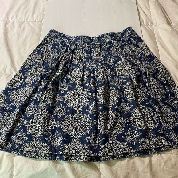 Ann Taylor Loft 100% Cotton damask print Denim jean Chambray Pleated Skirt 12 - Picture 2 of 9